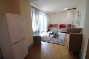 Photo 14- click for photo gallery